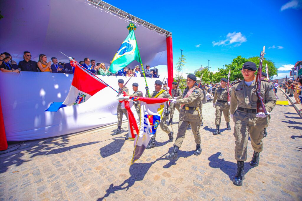 Proclamação da República: desfile cívico-militar e Comenda Rosa da Fonseca movimentam Marechal Deodoro